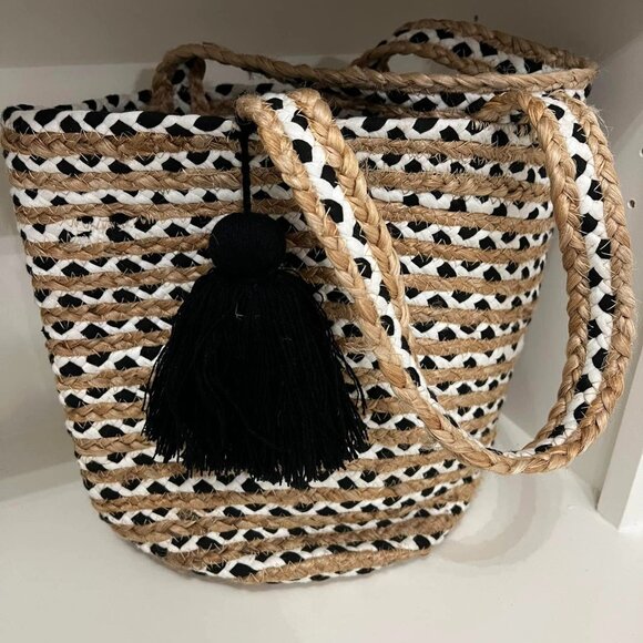 Large straw bag - Picture 1 of 2